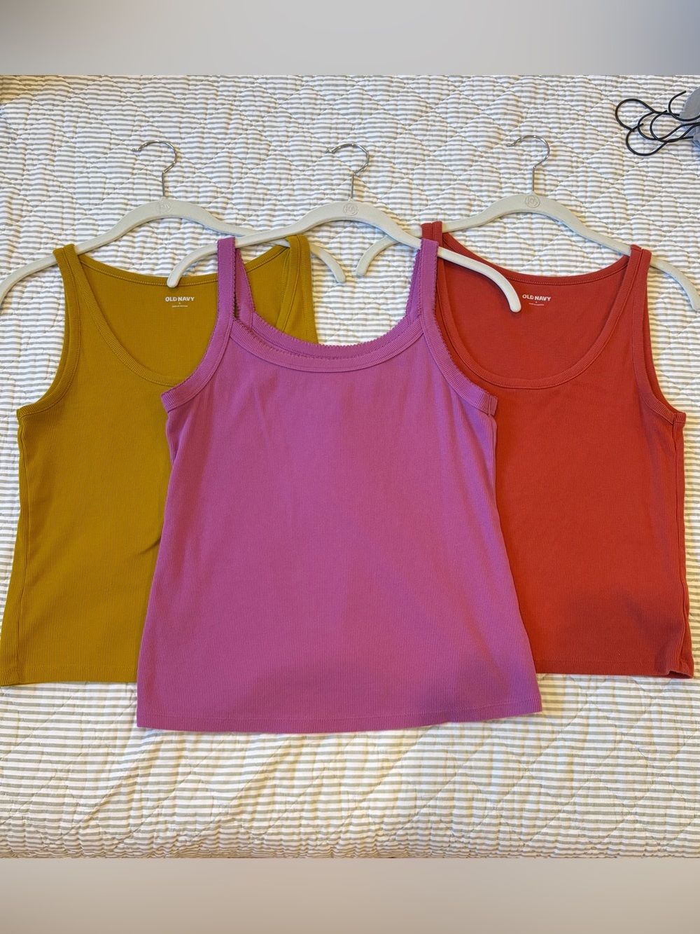 Bundle of Old Navy Tank Tops L